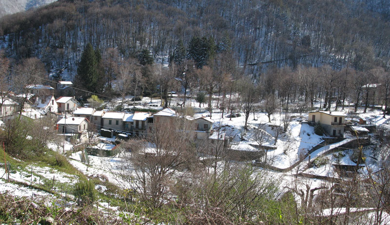 <strong>Panorama dell'abitato di Montepiatto - fotografia di Luciano Ronchetti -</strong>